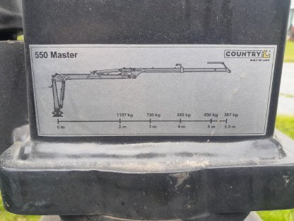 Bild 6:3-Seiten-Kipper Forstanhänger mit Kran