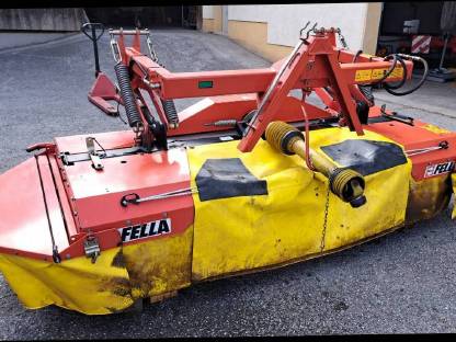 Bild 8:Frontmähwerk Fella 310 FZ