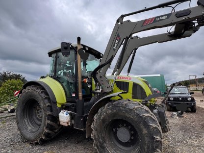 Claas Arion 640