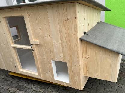 Bild 7:Hühnerstall wetterfest und wintertauglich