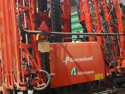 Bild 2:Kverneland Ikarus S38