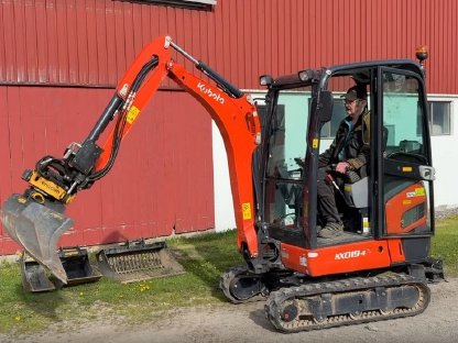 Kubota KX019-4 mit Tiltrotator