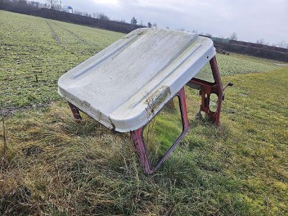Bild 3:Massey Ferguson 148 Sekura Dach