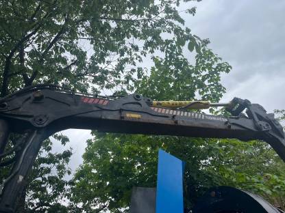 Bild 2:Kran Komatsu CRF11