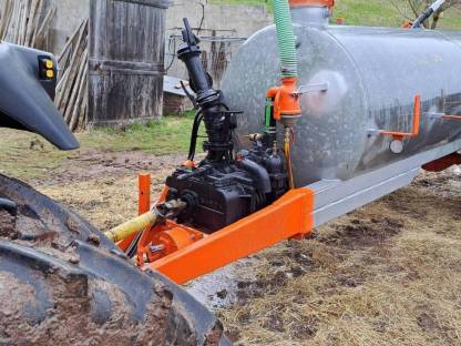 Bild 5:Güllefass Lochmann 5.000 l