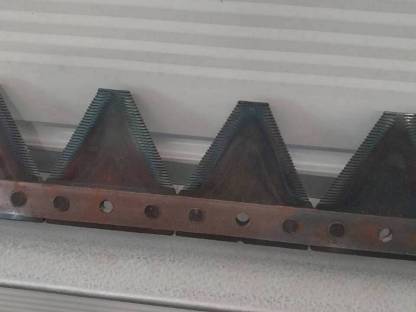 Bild 6:Mähmesser Neu