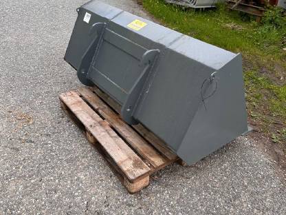 Bild 2:Stekro Universalschaufel