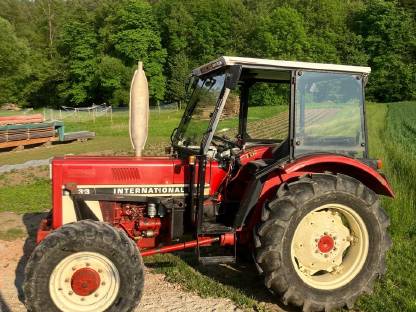 Bild 3:IHC 533 Allrad Frontlader