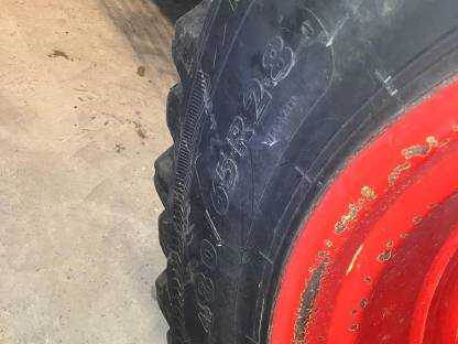Bild 2:2x Nokian TRI2 480/65R28