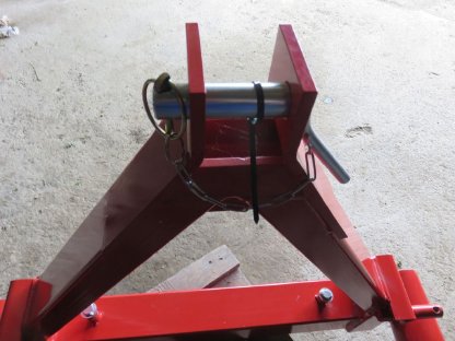 Bild 8:Neue Transportgabel für Rundballen von 1 m bis 1,85 m