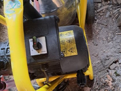 Melkmaschine für Ziegen mit 2 Melkeinheiten, 30-l-Edelstahltank