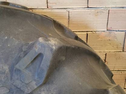 Bild 3:Traktoreifen Pirelli 520/70 R38