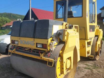 Bild 3:Bomag BW151 AD-2 Walze