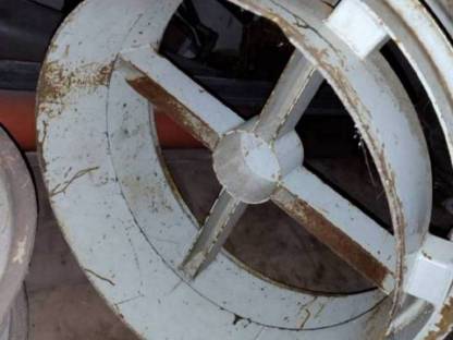 Bild 2:Felgen für Zwillingsreifen 12.4-32