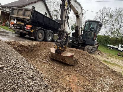 Bild 2:Bobcat E85