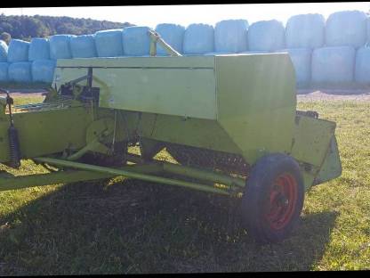 Bild 4:Kleinballenpresse Claas Markant