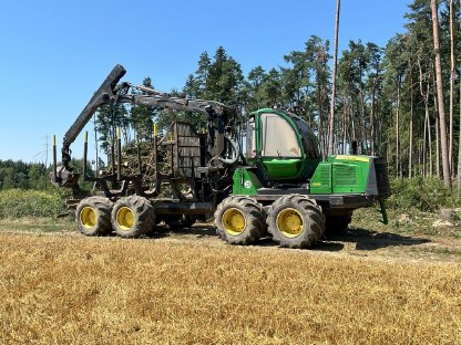 Rückezug / Forwarder John Deere 1210 E