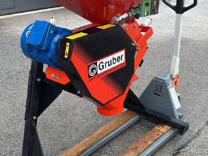Bild 2:Getreidequetsche Gruber Getreidetechnik