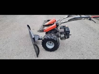 Bild 2:Schneeschild für Reform Motormäher