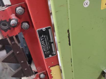 Bild 2:Rapstisch für Claas