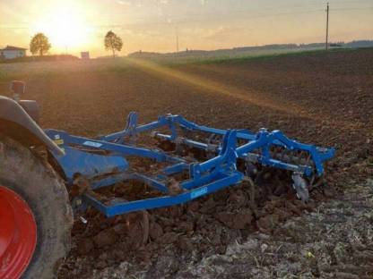 Bild 8:Agripol Grubber 3 m