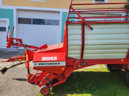 Bild 3:Ladewagen Pöttinger BOSS Junior 1