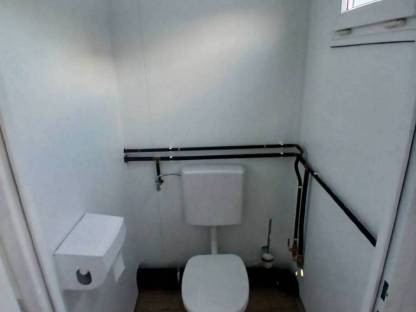 Bild 9:Toilettencontainer