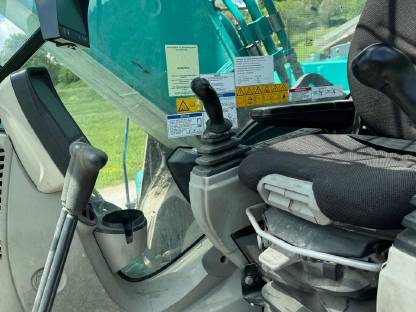 Bild 3:Kobelco SK300NLC-10