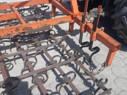 Bild 4:Saatbeetkombination, Federzahnegge, Grubber