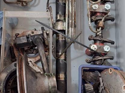 Bild 2:Steyr Motorteile