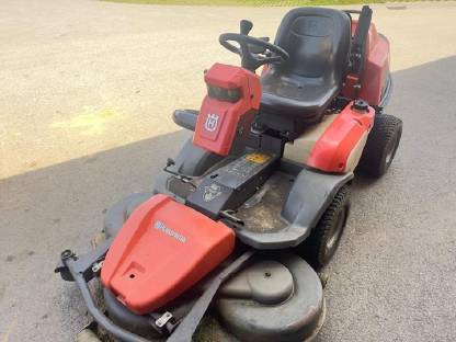 Husqvarna P524 Rasenmähertraktor