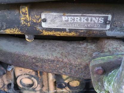 Bild 3:Baggerlader MF 50