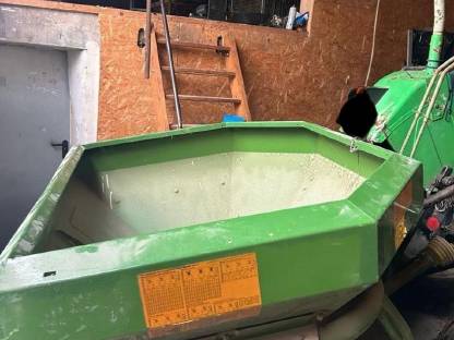 Bild 6:Amazone Düngerstreuer ZA-F 1001