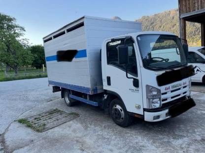 ISUZU