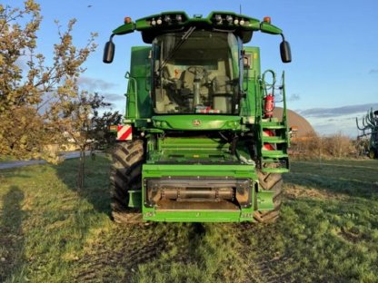 John Deere S770i Mähdrescher