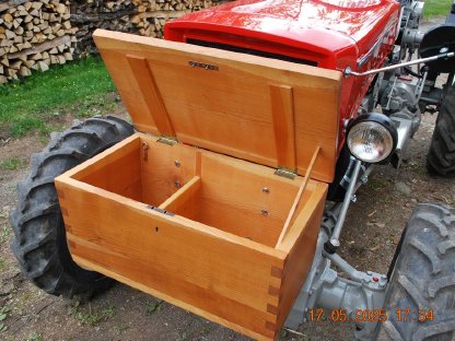 Bild 2:Krasser Seilwinden-Traktor U6 V/A