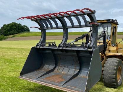 Bild 4:Hanomag Radlader 33DI