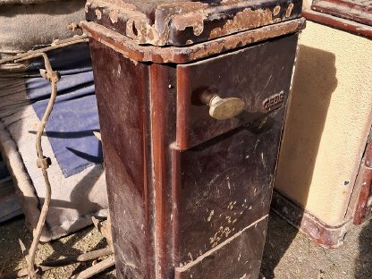 Bild 6:Alte Holzöfen