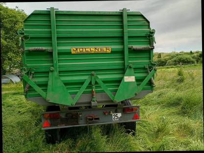 Bild 5:Müllner Anhänger 2-Achs 2-Seiten Kipper