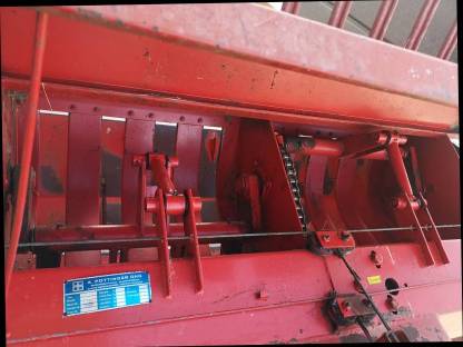 Bild 3:Pöttinger 10 Ladewagen