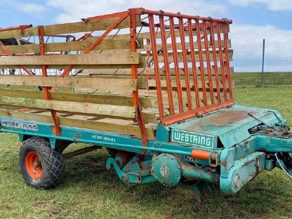 Bild 3:Ladewagen Steyr Hamster Plus 15