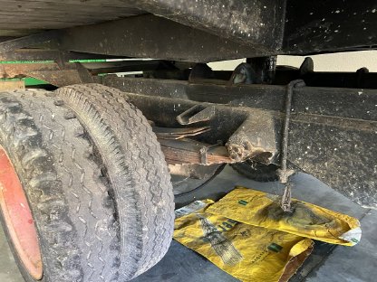 Bild 5:Einachs-Dreiseitenkipper