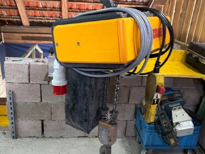Elektrischer Kettenzug 2.000kg Konecranes Demag Hallenkran