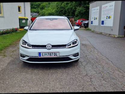 VW Golf Variant Highline DSG 4Motion