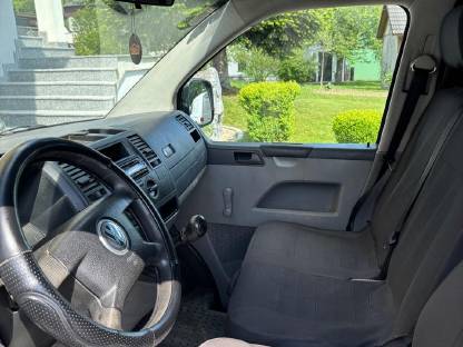 Bild 5:VW T5 Bus