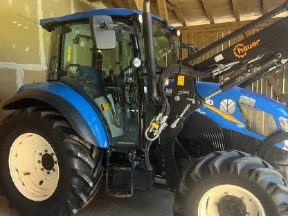 New Holland T4 85