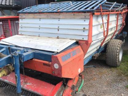 Bild 2:Ladewagen Trumag Robot 20T