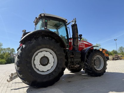 Bild 9:Traktor MF 8690 Dynatv