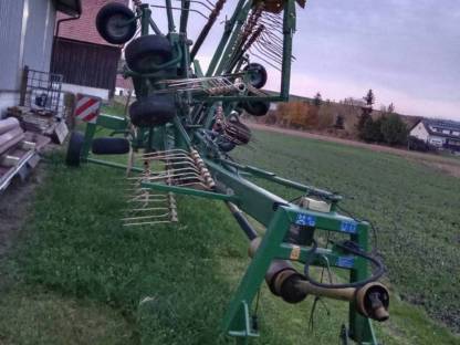 Krone Swadro 1201 Seitenschwader