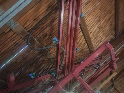 Bild 7:Hardi Feldspritze 12 m Parallelogramm und Höhenverstellung